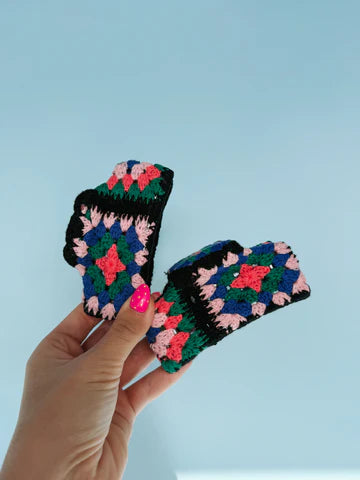 CROCHET CLAW CLIP - BLACK